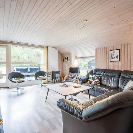 Bright With Covered Terrace-by Traum Hébergement de vacances Nørre Nebel