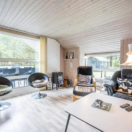 Bright With Covered Terrace-by Traum Hébergement de vacances