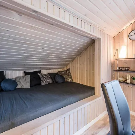 Bright With Covered Terrace-by Traum Hébergement de vacances *