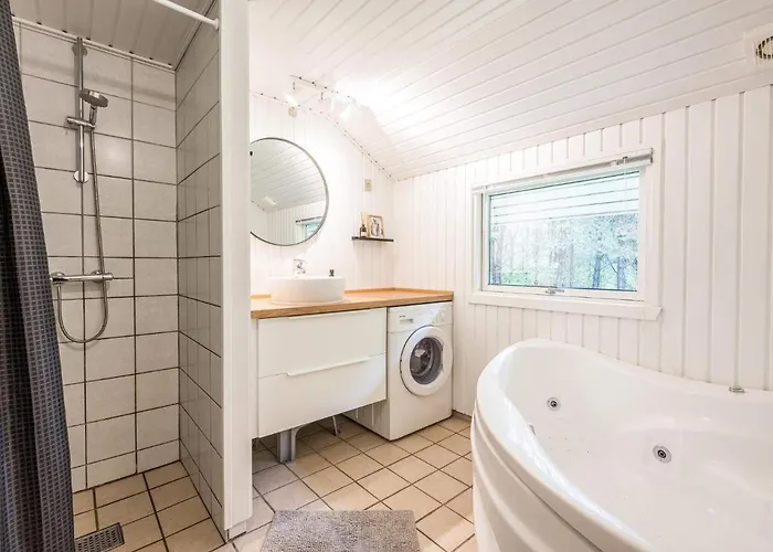 Bright With Covered Terrace-by Traum Сasa de vacaciones *